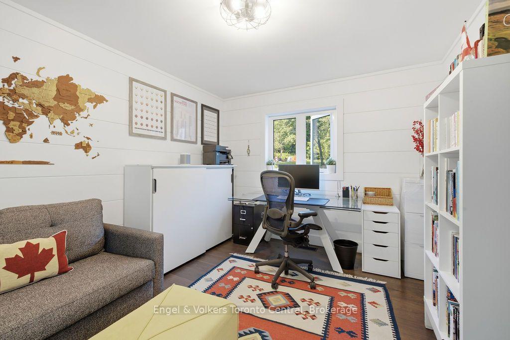 Photo 11 of 8 Bartlett Drive, Seguin — HOMEH