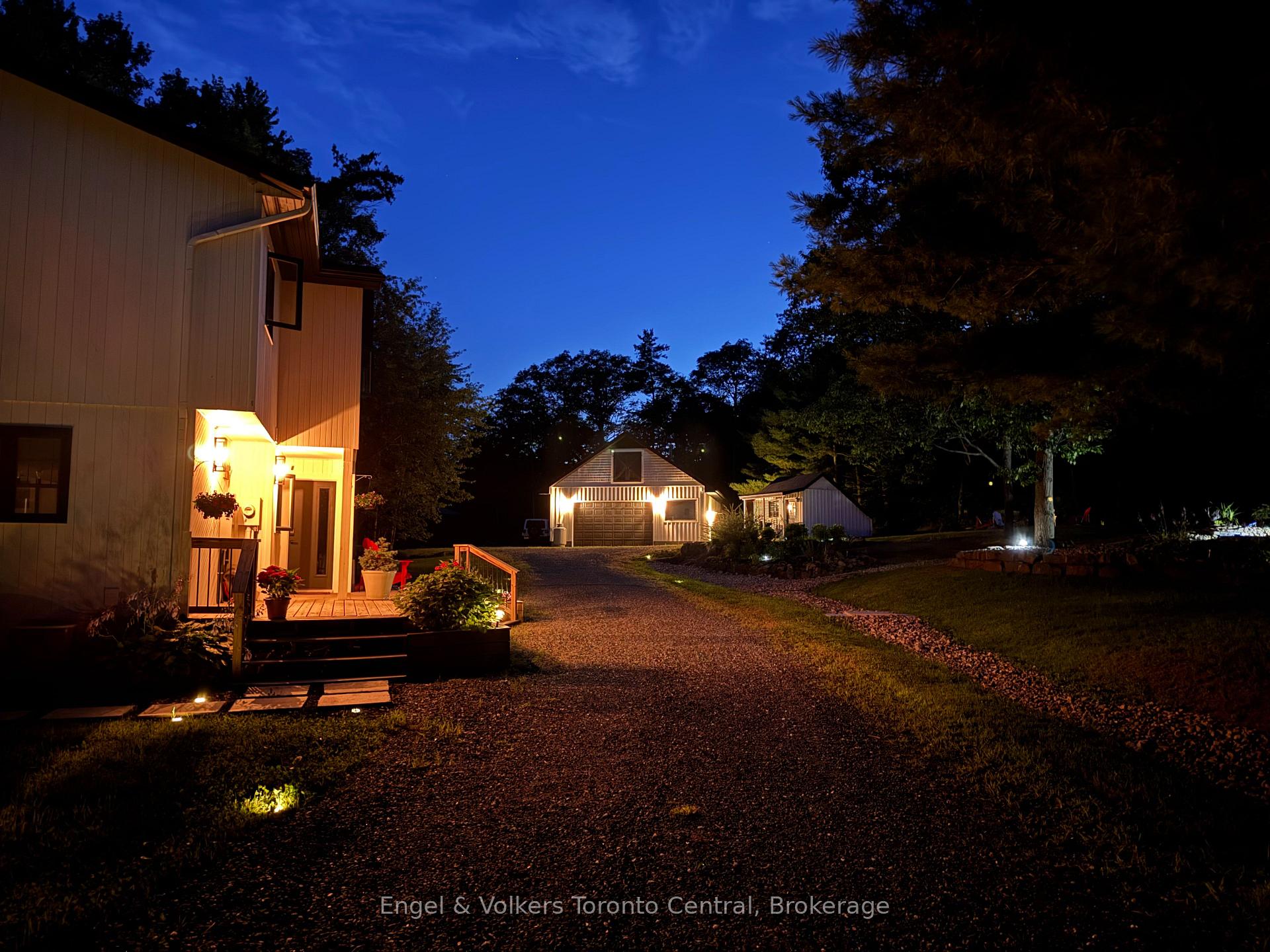 Photo 35 of 8 Bartlett Drive, Seguin — HOMEH