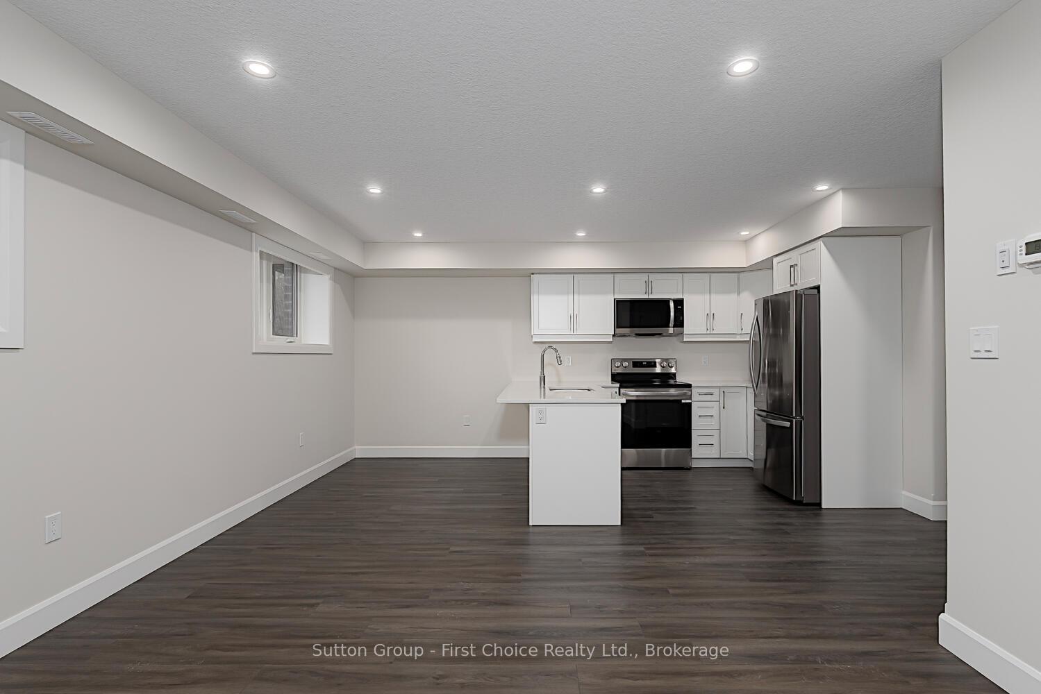 Photo 9 of Unit Unit 32, 3202 Vivian Line, Stratford — HOMEH