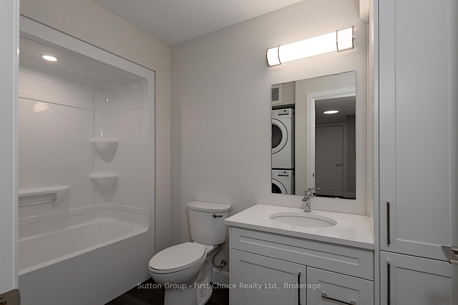 Photo 12 of Unit Unit 27, 3202 Vivian Line, Stratford — HOMEH