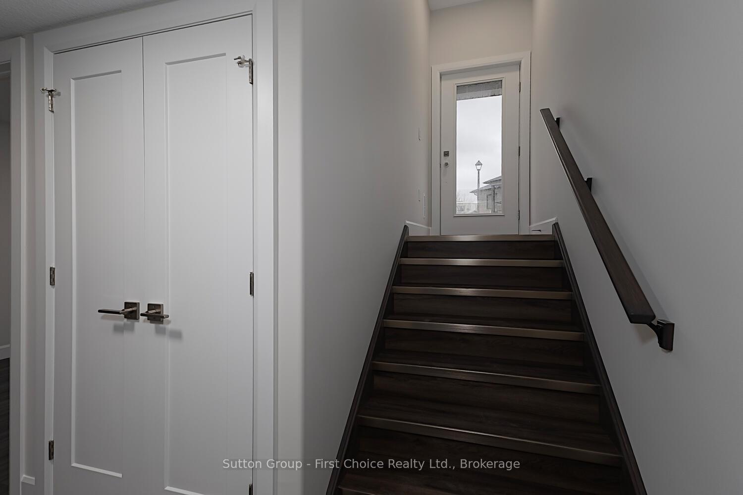 Photo 14 of Unit Unit 27, 3202 Vivian Line, Stratford — HOMEH