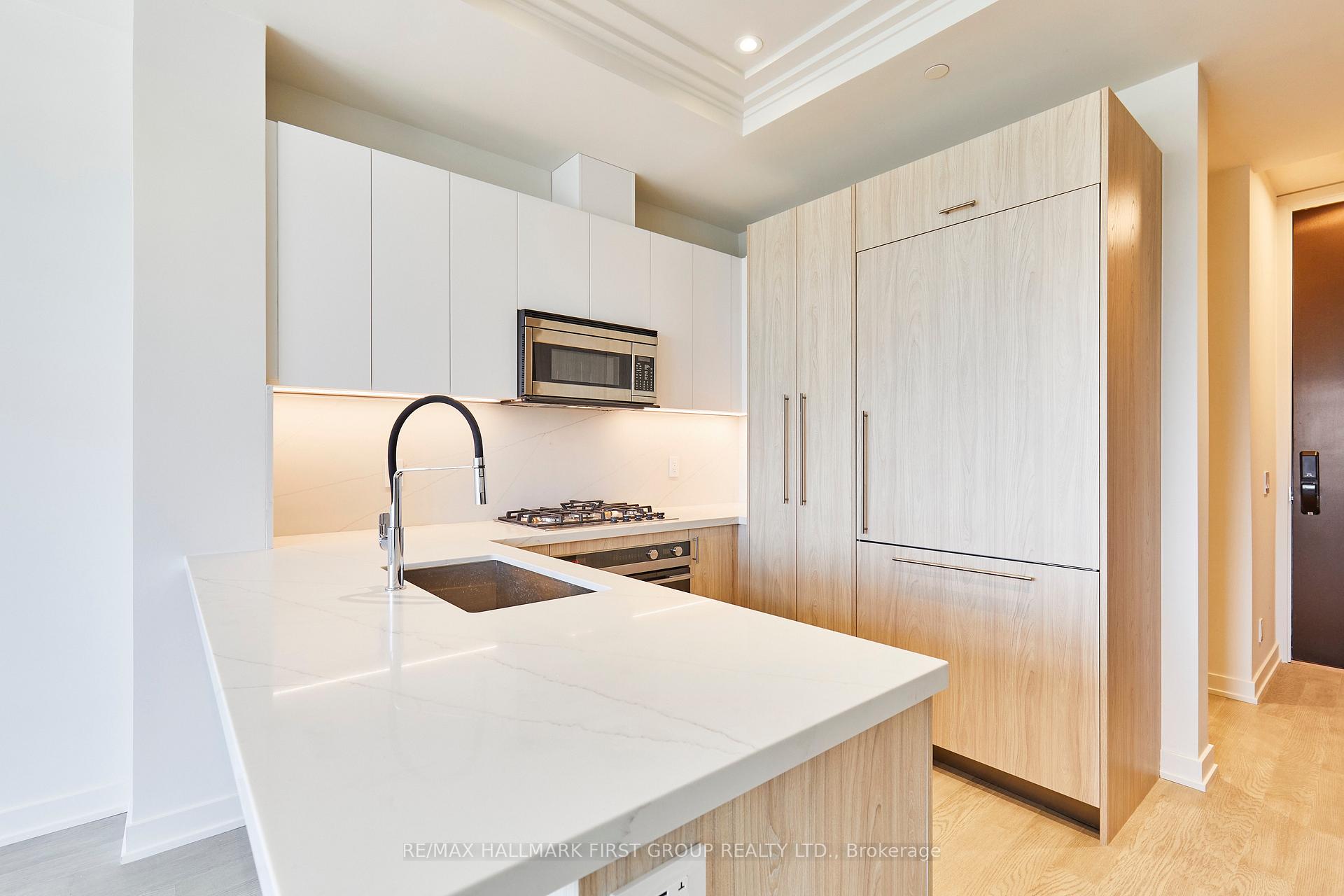 Photo 8 of Unit 407, 123 Maurice Drive, Oakville, Central — HOMEH
