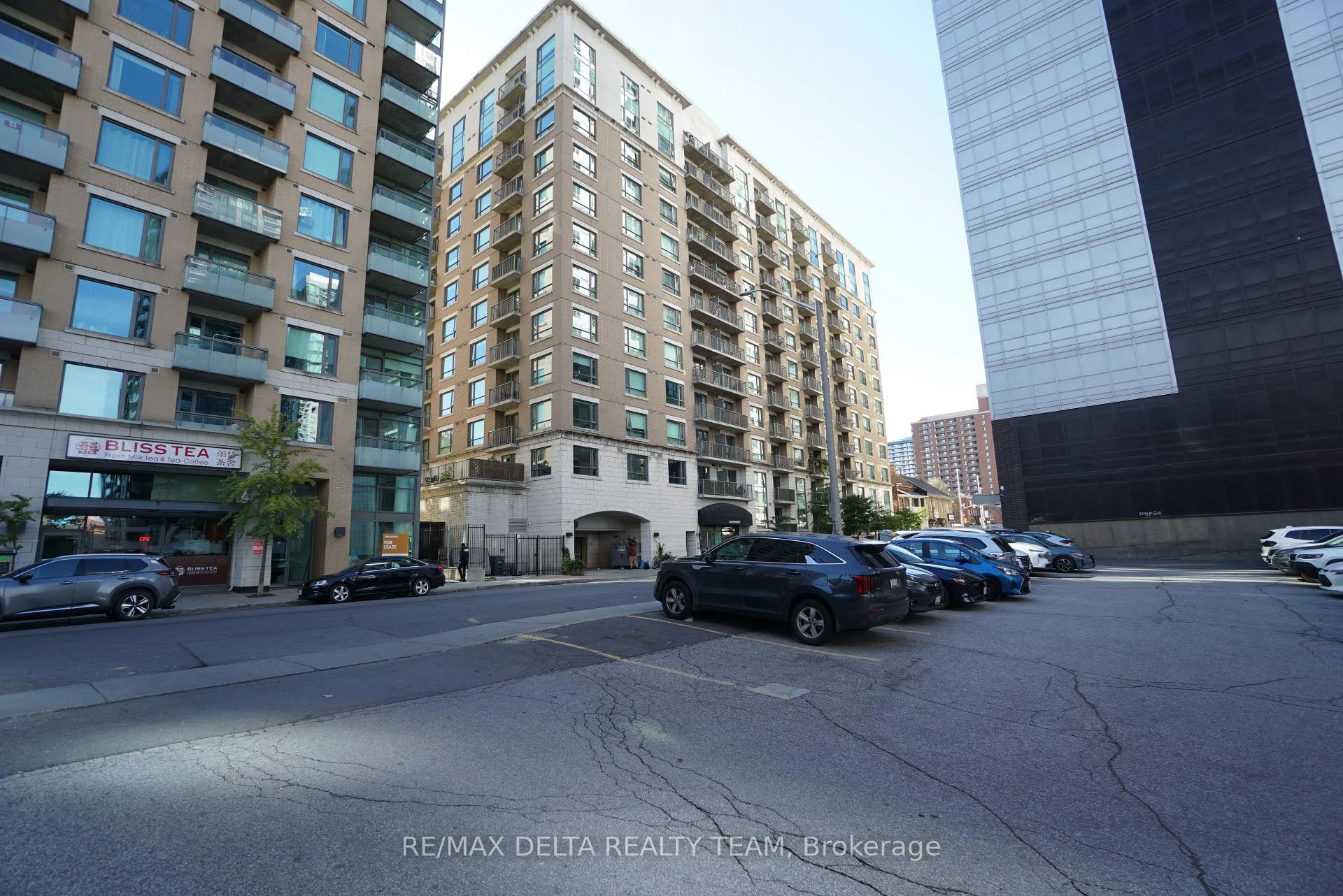 Photo 4 of Unit #1213, 200 Besserer Street, Ottawa, Sandy Hill — HOMEH