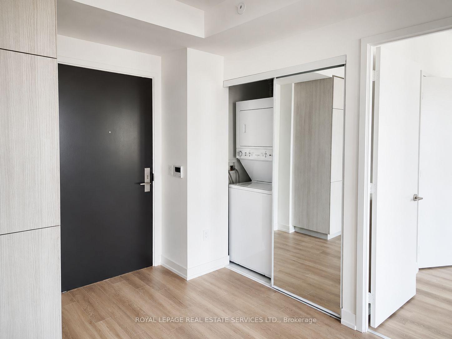 Photo 7 of Unit 414, 158 Front Street E, Toronto, Moss Park — HOMEH