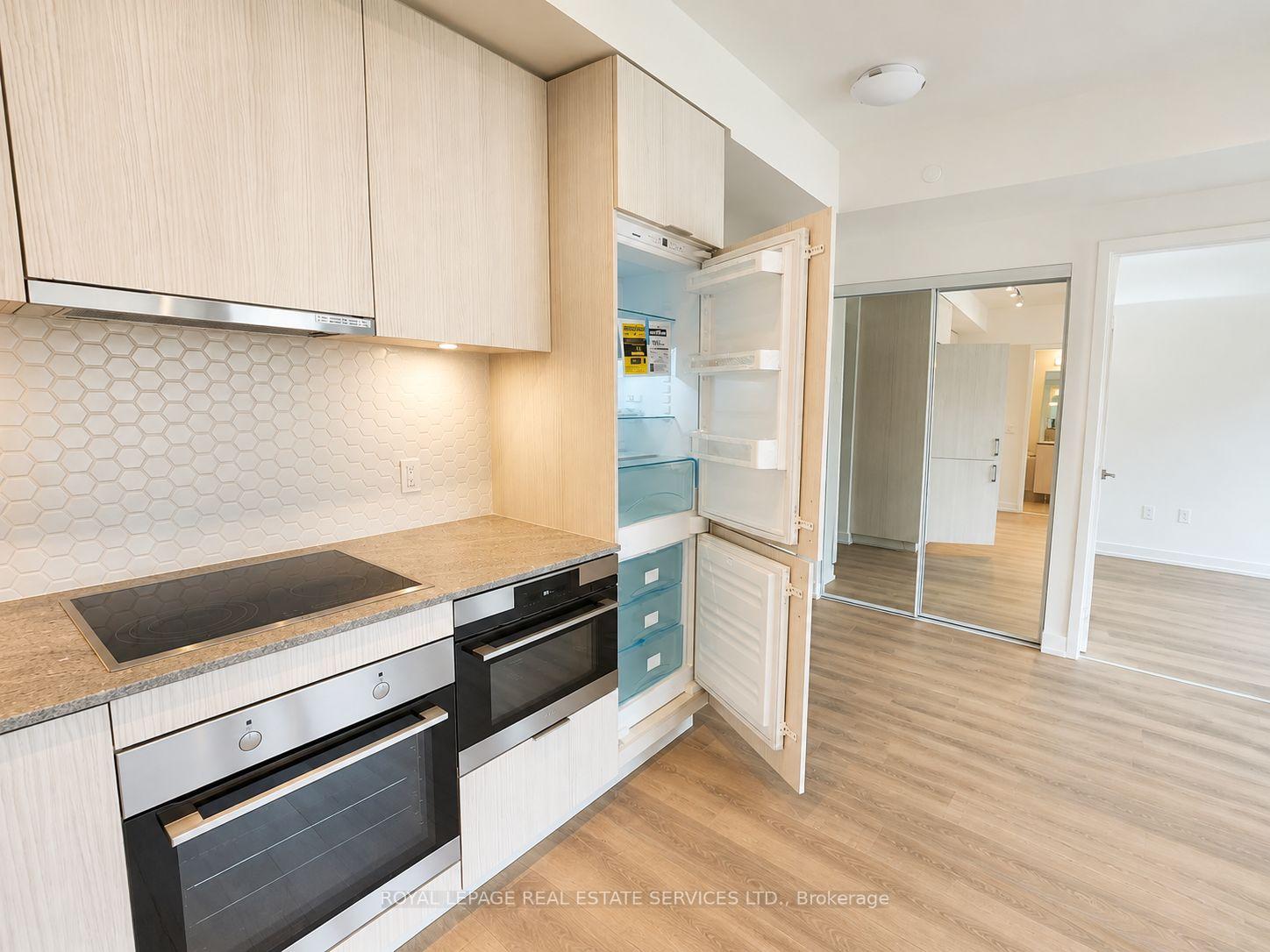 Photo 9 of Unit 414, 158 Front Street E, Toronto, Moss Park — HOMEH