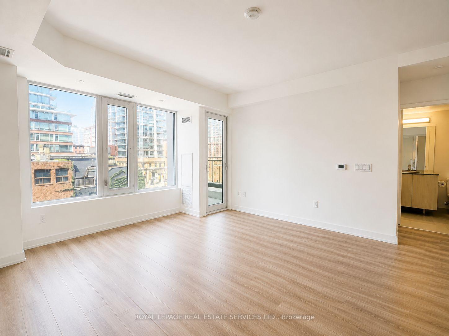Photo 11 of Unit 414, 158 Front Street E, Toronto, Moss Park — HOMEH