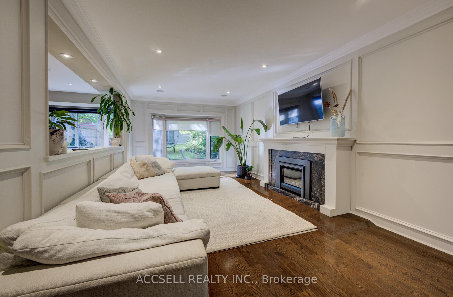 Photo 8 of 600 Highvalley Road, Hamilton, Ancaster — HOMEH