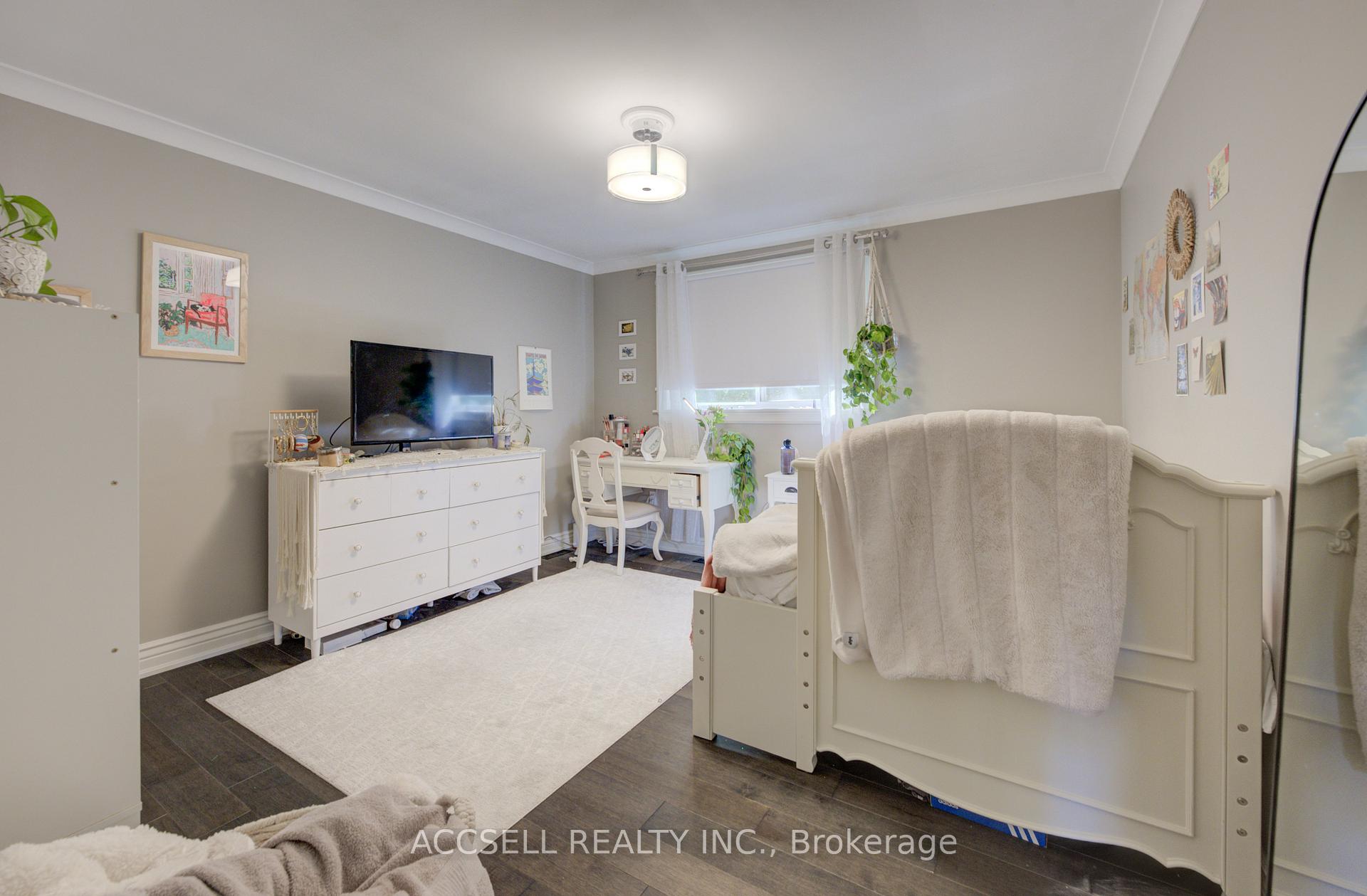 Photo 12 of 600 Highvalley Road, Hamilton, Ancaster — HOMEH
