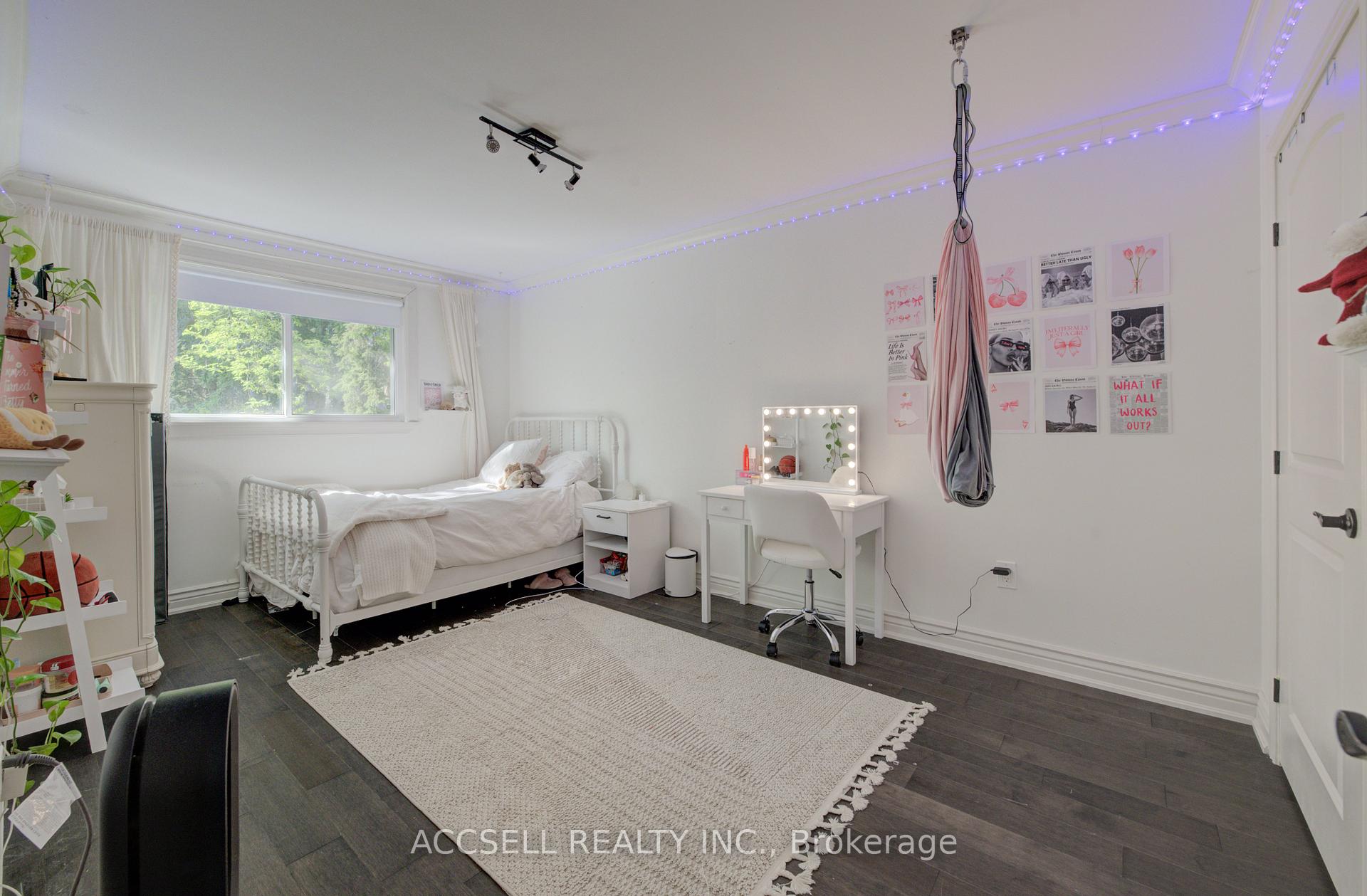 Photo 14 of 600 Highvalley Road, Hamilton, Ancaster — HOMEH