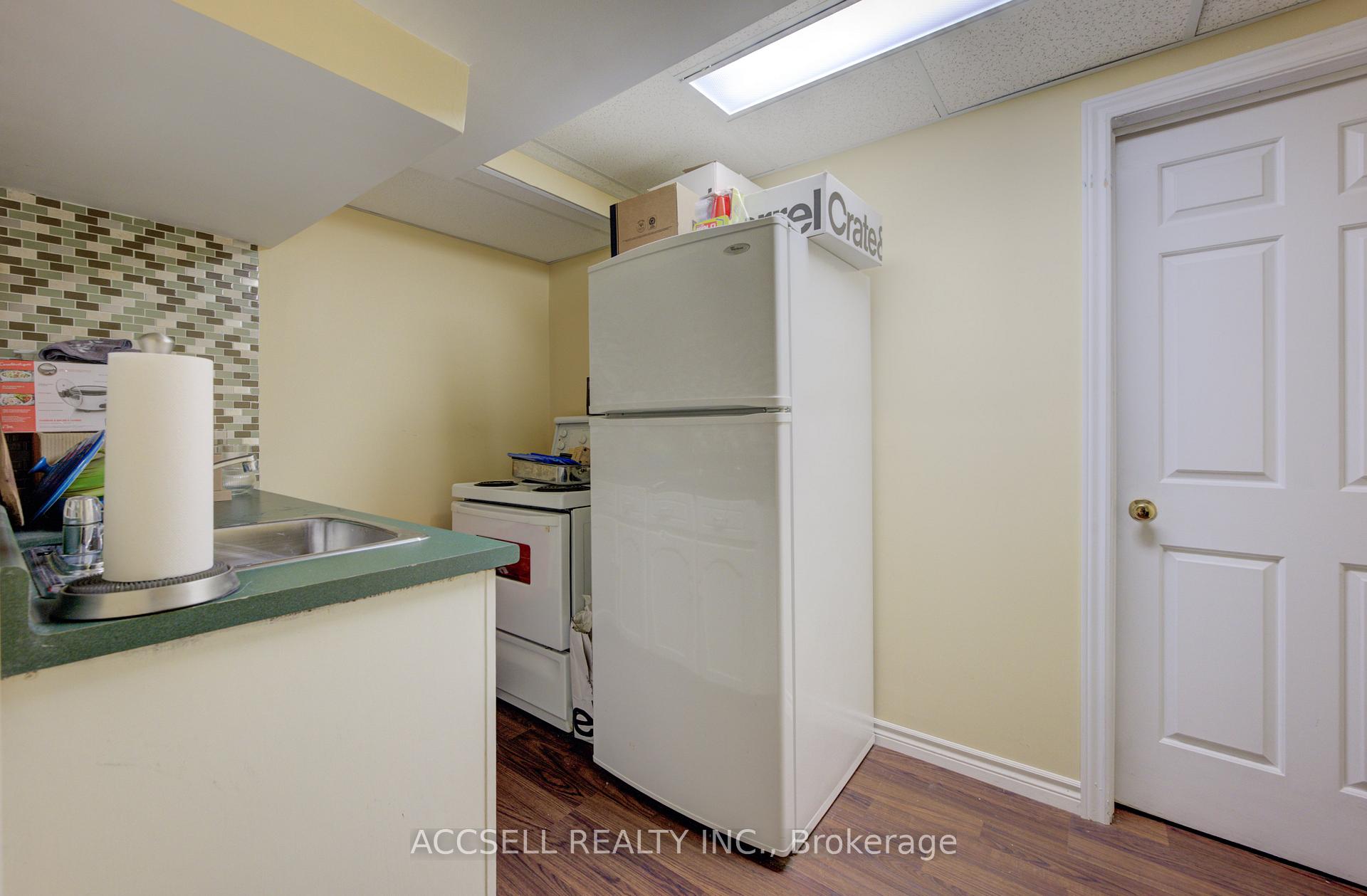 Photo 24 of 600 Highvalley Road, Hamilton, Ancaster — HOMEH
