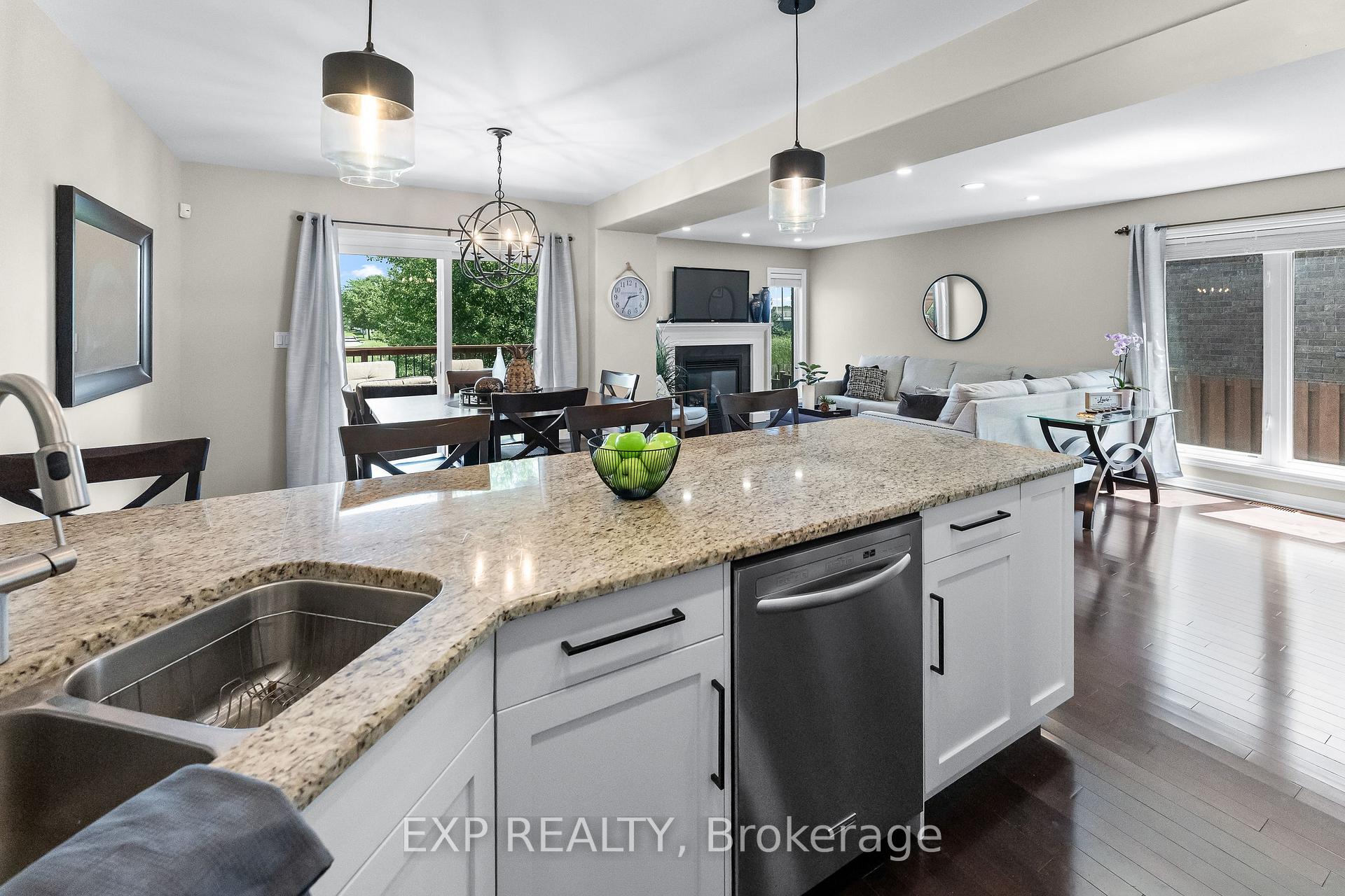 Photo 9 of 6648 Mary Drive, Niagara Falls, Forestview — HOMEH