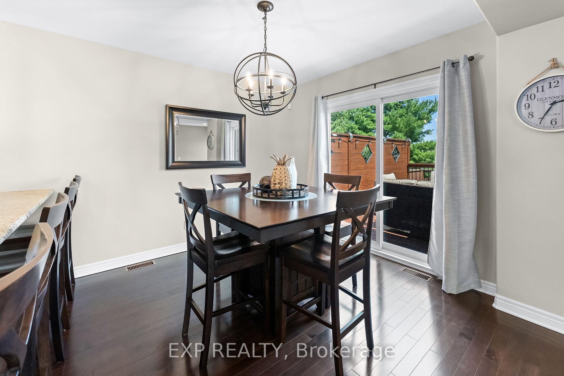 Photo 11 of 6648 Mary Drive, Niagara Falls, Forestview — HOMEH