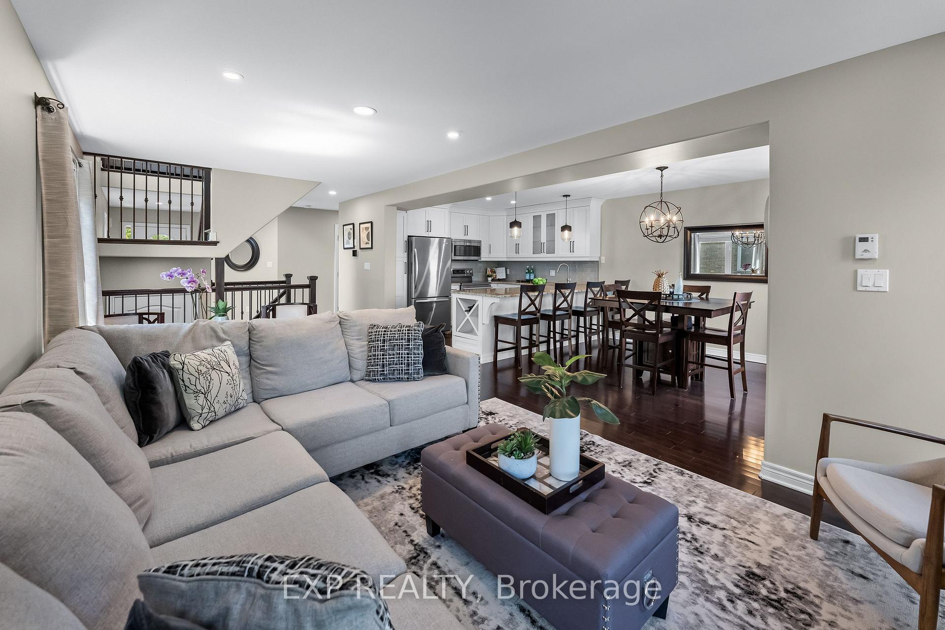 Photo 18 of 6648 Mary Drive, Niagara Falls, Forestview — HOMEH
