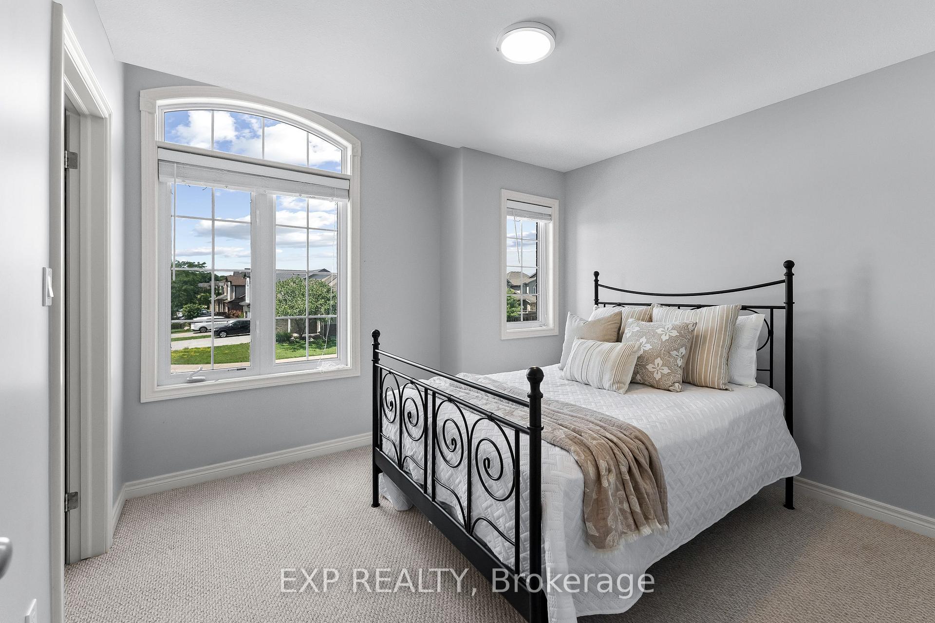 Photo 24 of 6648 Mary Drive, Niagara Falls, Forestview — HOMEH