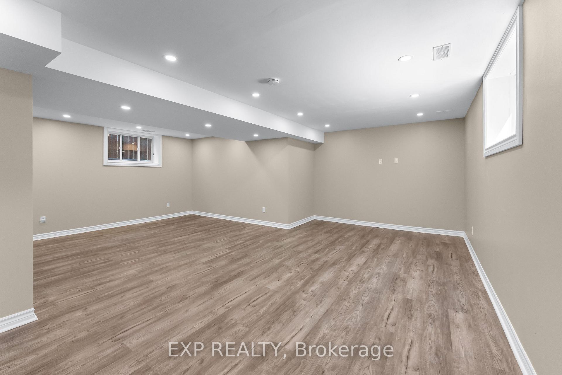 Photo 34 of 6648 Mary Drive, Niagara Falls, Forestview — HOMEH