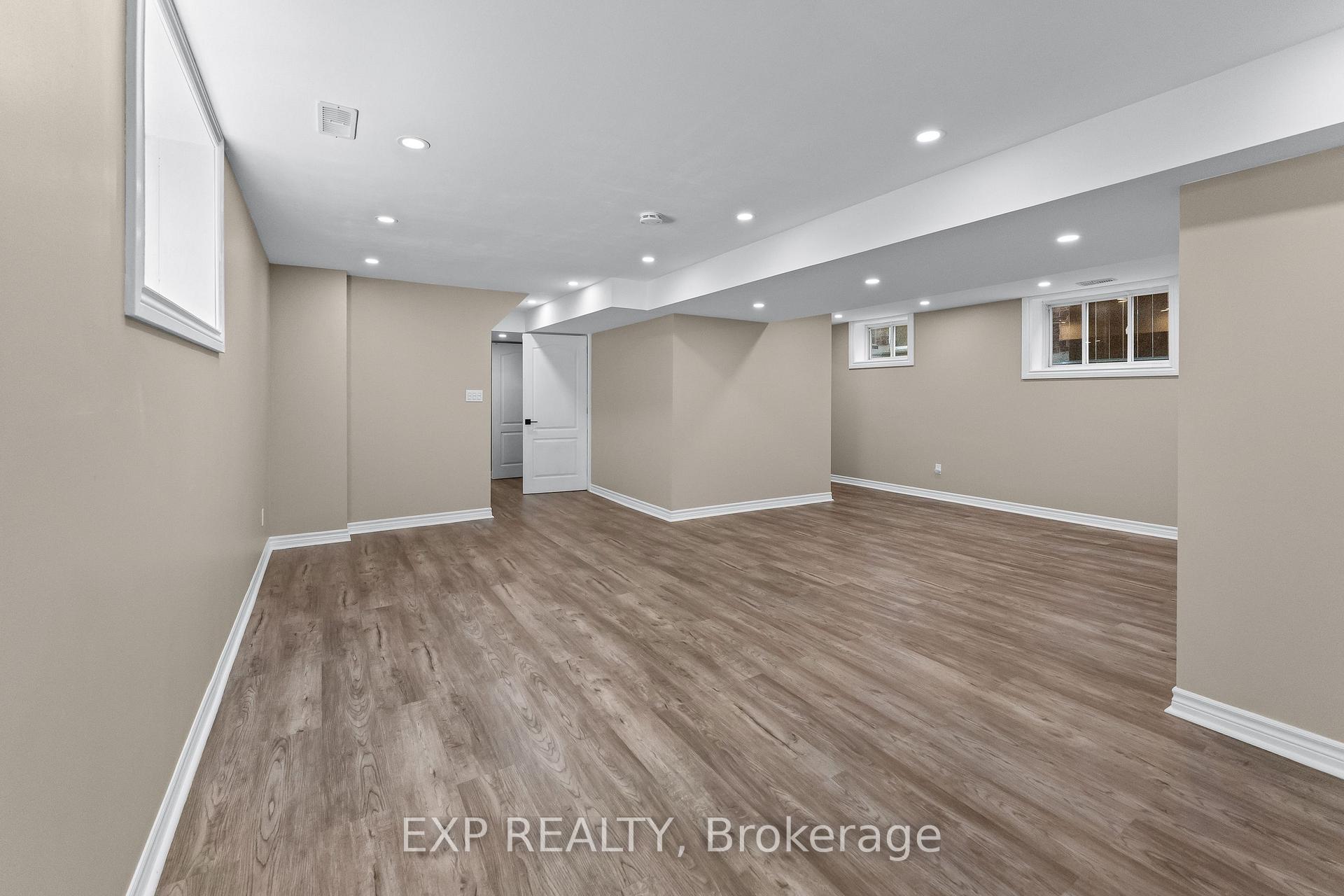 Photo 36 of 6648 Mary Drive, Niagara Falls, Forestview — HOMEH