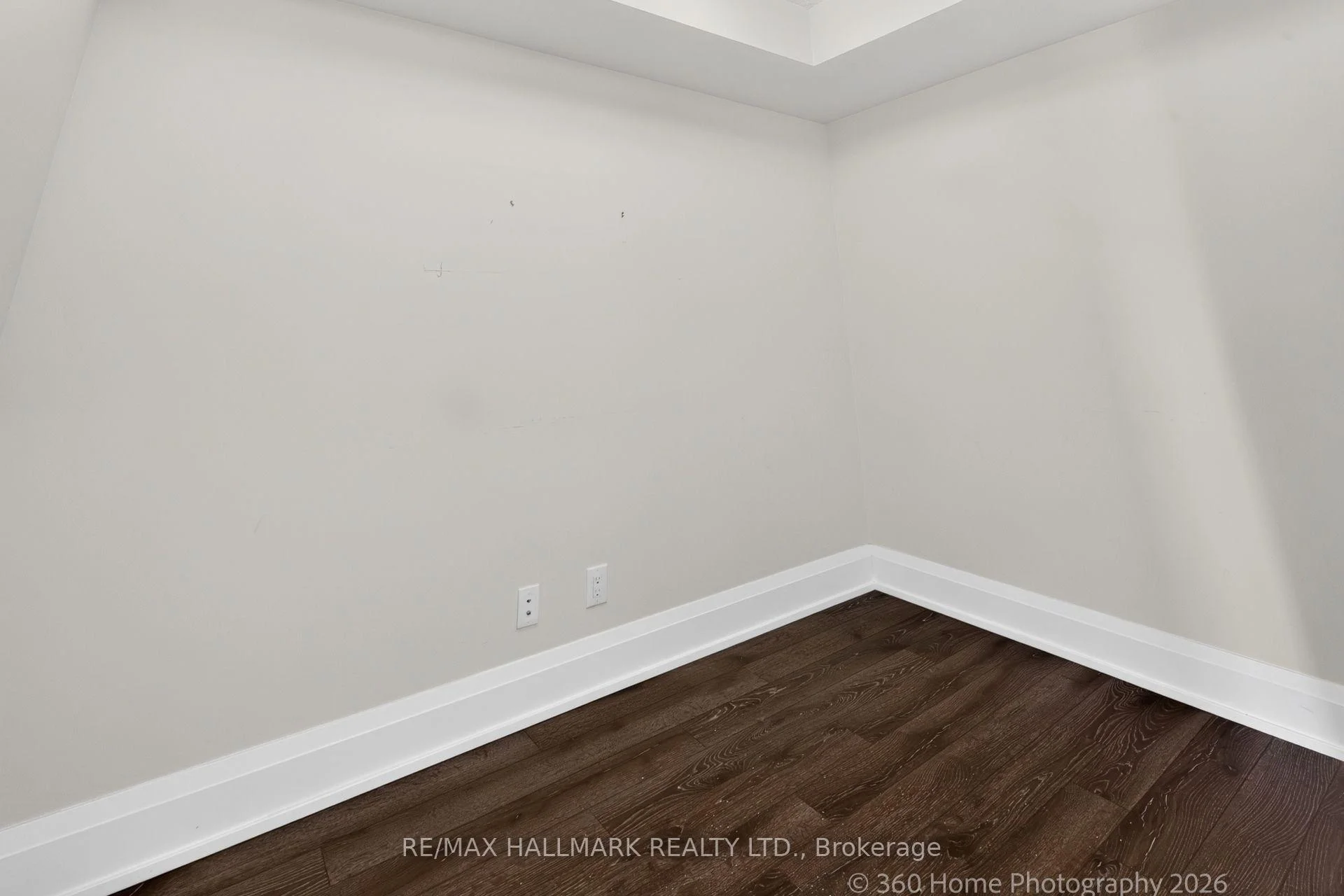 Photo 12 of Unit 711, 2 Old Mill Drive, Toronto, High Park-Swansea — HOMEH