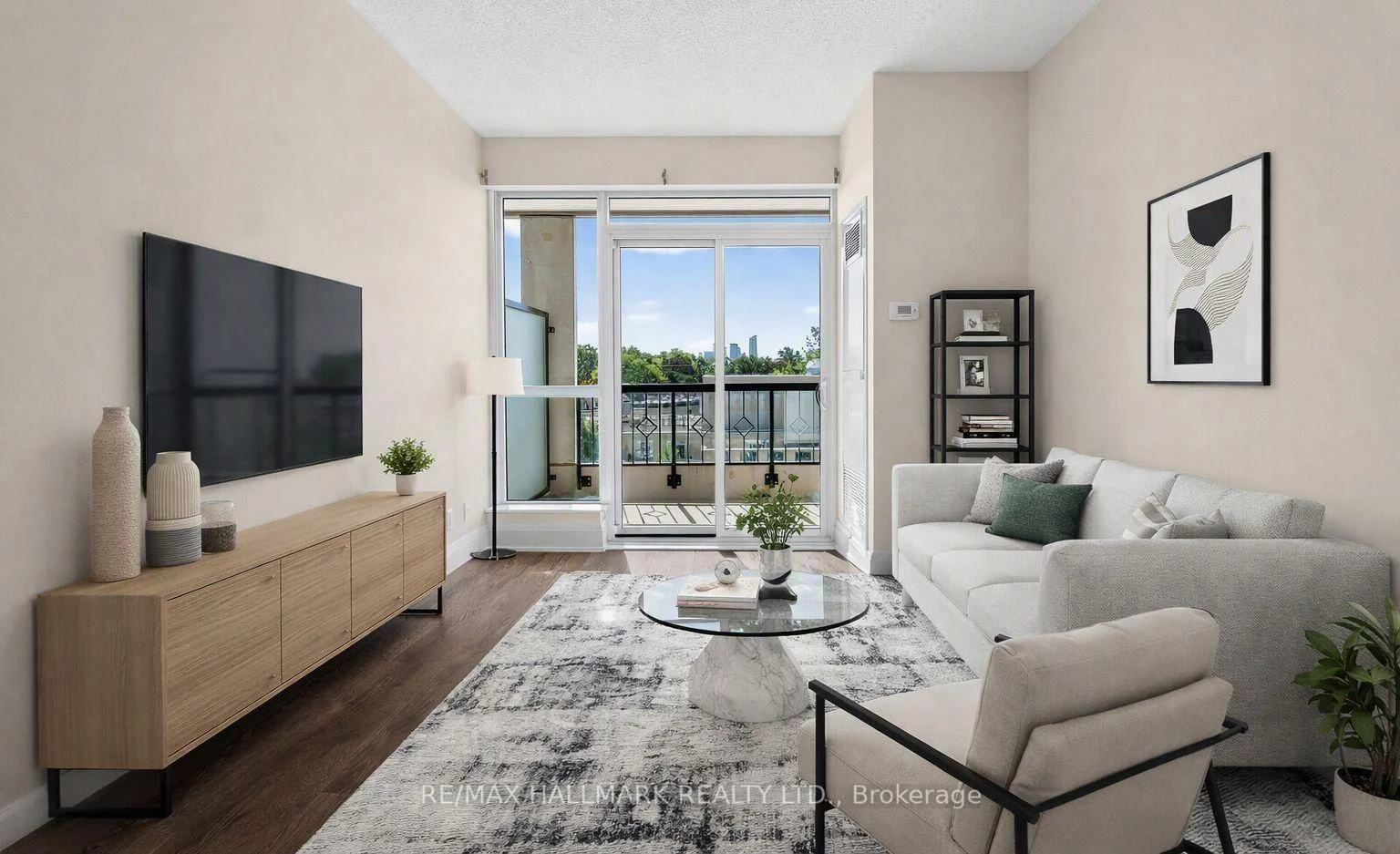 Photo 5 of Unit 711, 2 Old Mill Drive, Toronto, High Park-Swansea — HOMEH
