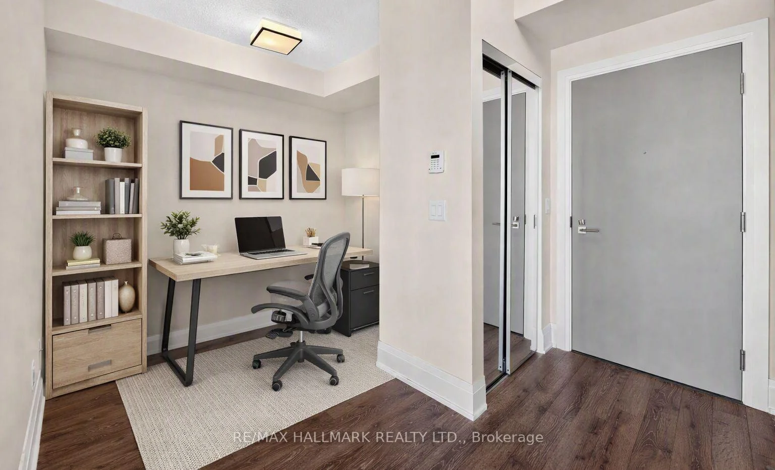 Photo 7 of Unit 711, 2 Old Mill Drive, Toronto, High Park-Swansea — HOMEH
