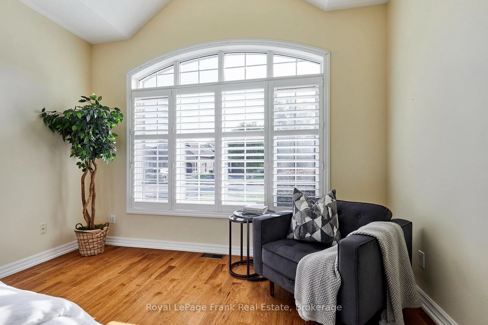 Photo 43 of 57 Waterbury Crescent, Scugog, Port Perry — HOMEH