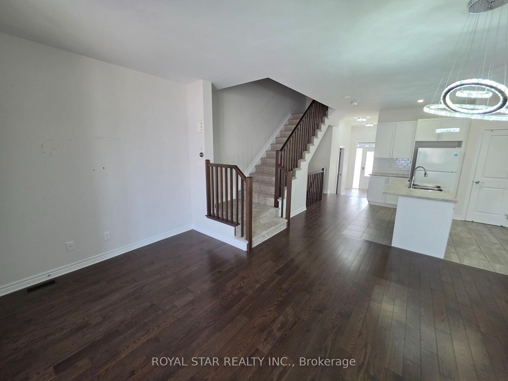 Photo 10 of 320 Grackle Street, Ottawa, Blossom Park/Kemp Park/Findlay Creek — HOMEH