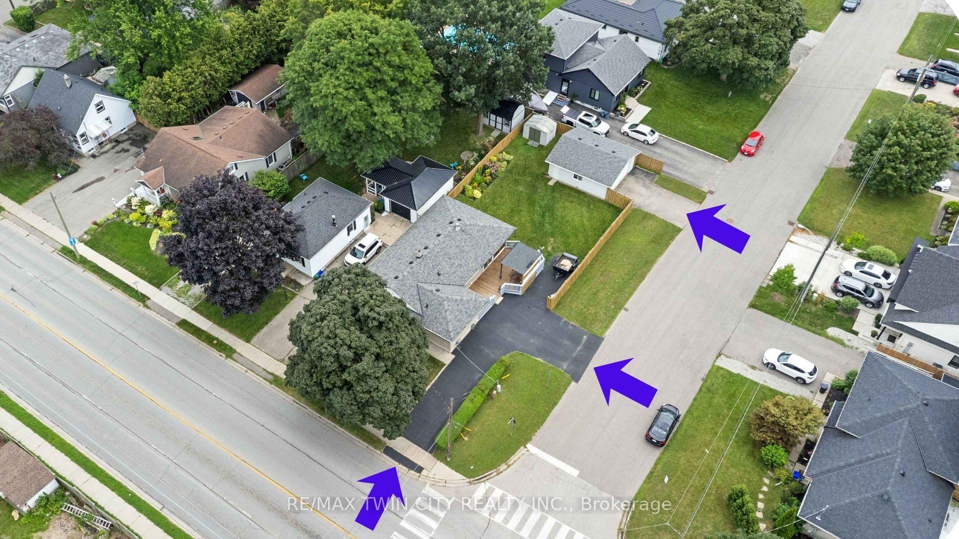 Photo 4 of 46 Fairview Drive, Brantford, Fairview/Greenbrier — HOMEH