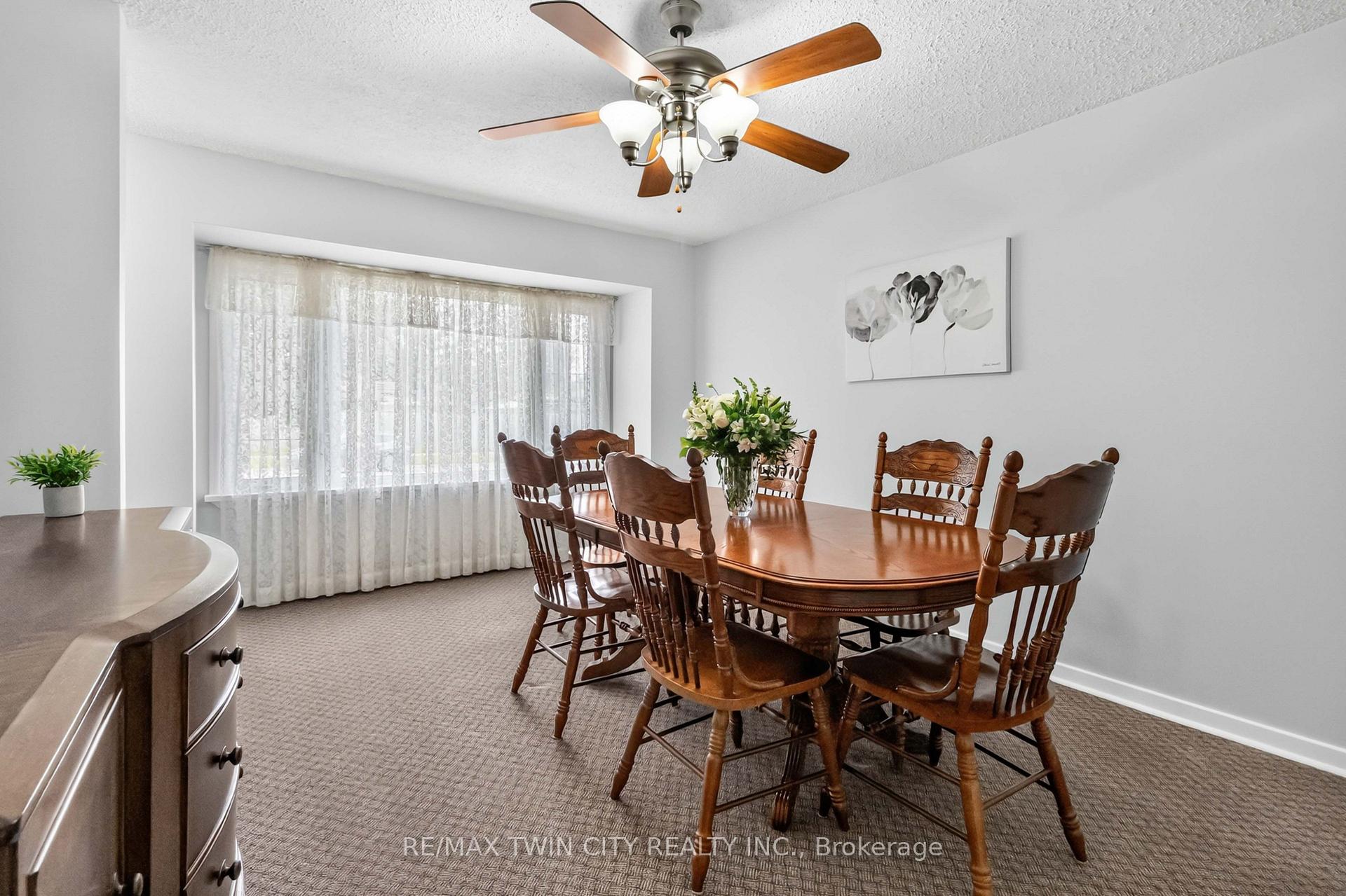 Photo 5 of 46 Fairview Drive, Brantford, Fairview/Greenbrier — HOMEH