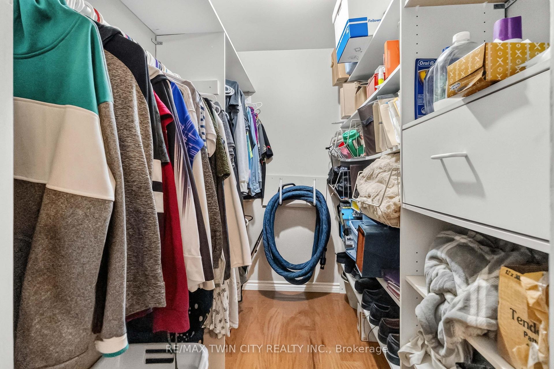 Photo 14 of 46 Fairview Drive, Brantford, Fairview/Greenbrier — HOMEH