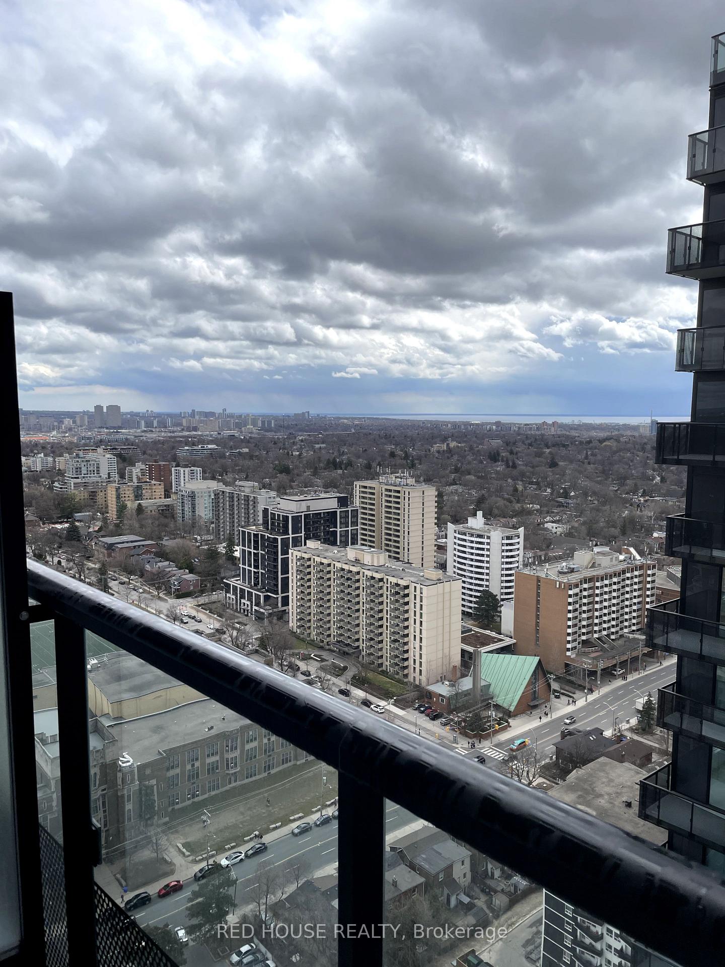 Photo 7 of Unit 3013, 117 Broadway Avenue, Toronto, Mount Pleasant West — HOMEH