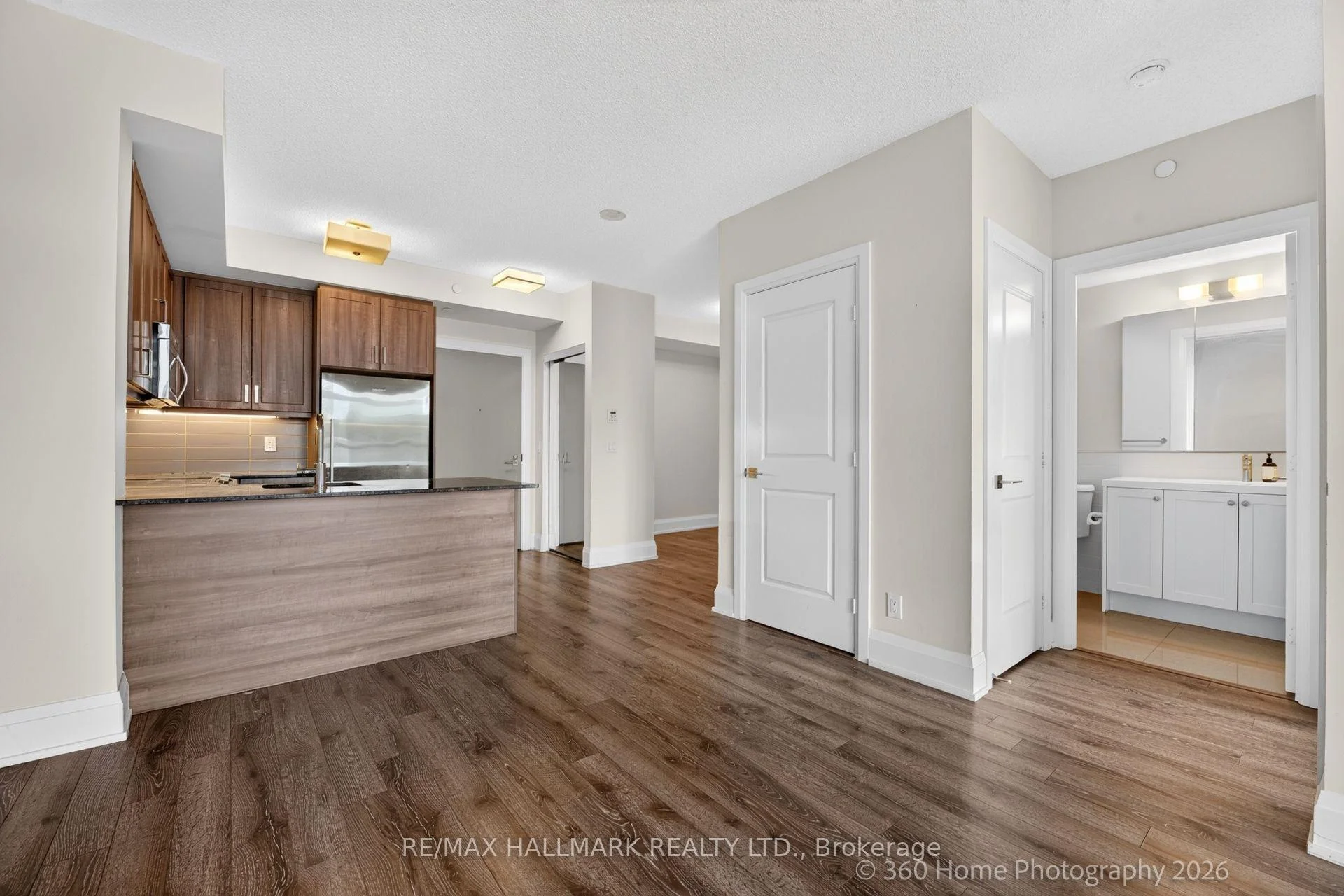 Photo 24 of Unit 712, 2 Old Mill Drive, Toronto, High Park-Swansea — HOMEH