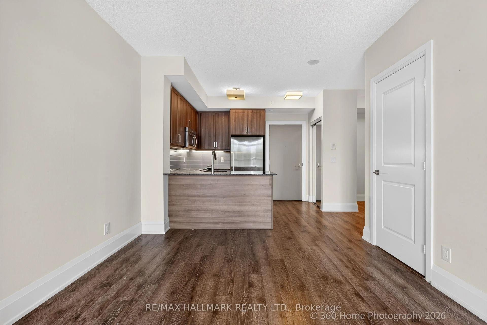 Photo 25 of Unit 712, 2 Old Mill Drive, Toronto, High Park-Swansea — HOMEH