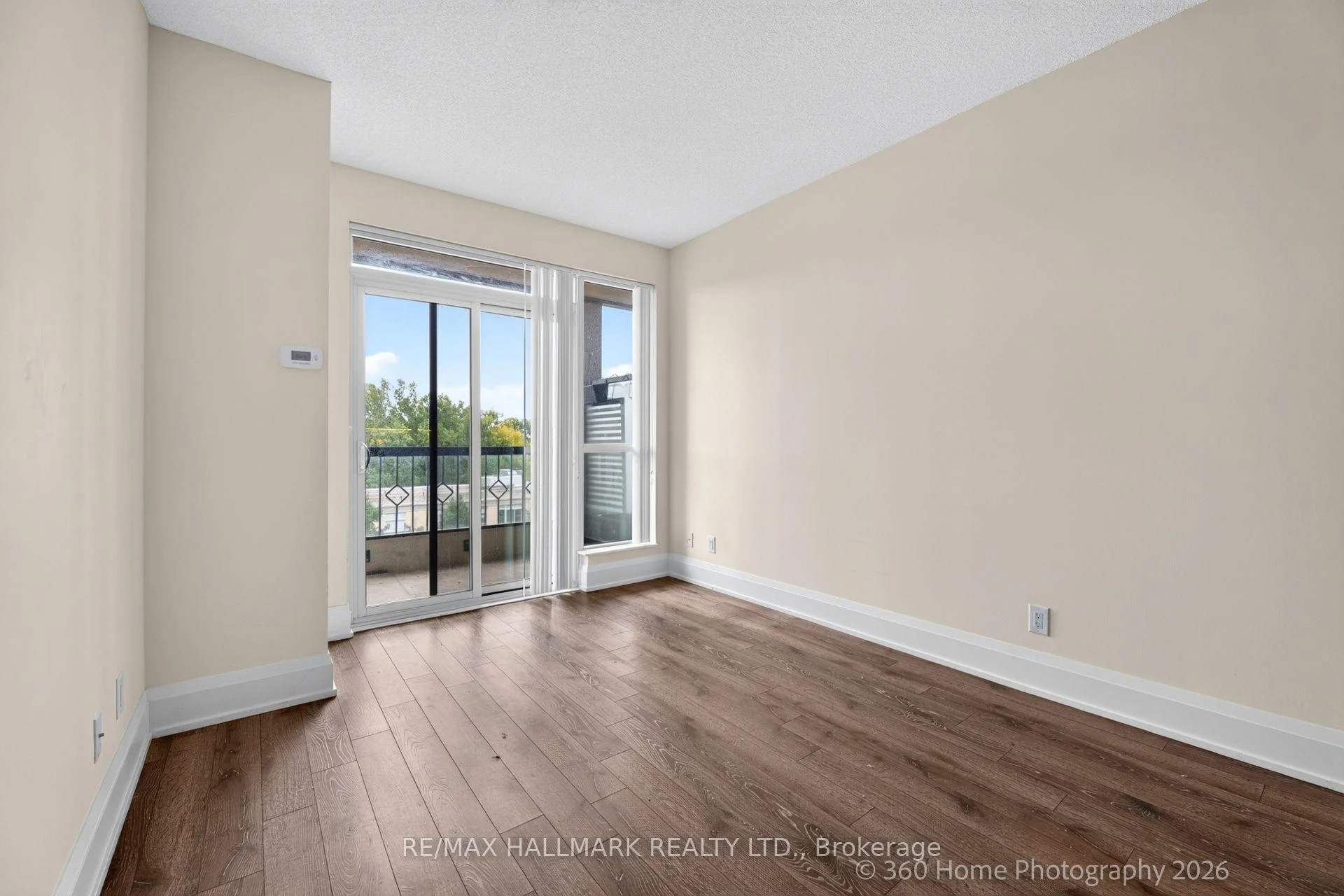 Photo 27 of Unit 712, 2 Old Mill Drive, Toronto, High Park-Swansea — HOMEH