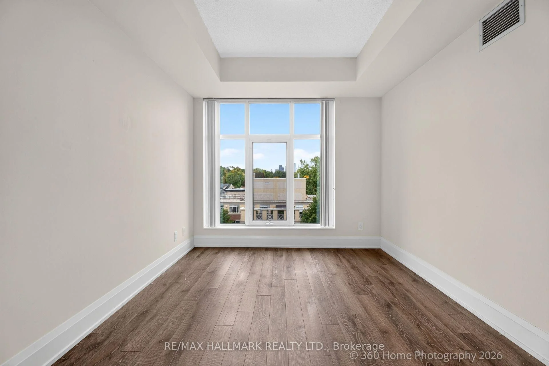 Photo 34 of Unit 712, 2 Old Mill Drive, Toronto, High Park-Swansea — HOMEH