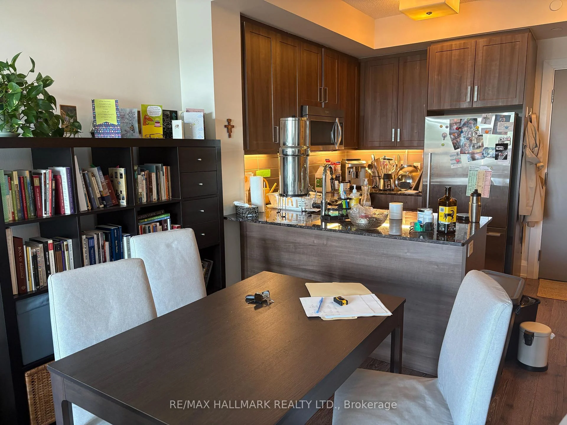 Photo 9 of Unit 712, 2 Old Mill Drive, Toronto, High Park-Swansea — HOMEH