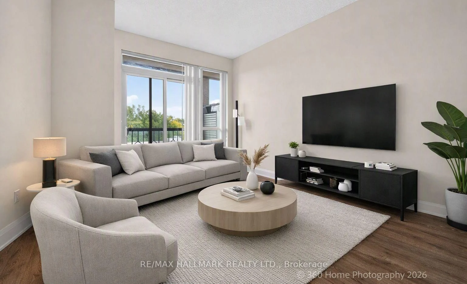 Photo 11 of Unit 712, 2 Old Mill Drive, Toronto, High Park-Swansea — HOMEH