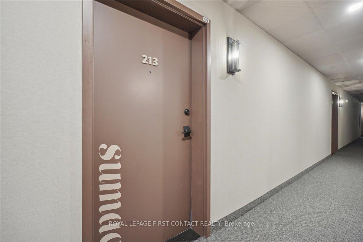 Photo 8 of Unit 213, 4 Spice Way, Barrie, Innis-Shore — HOMEH