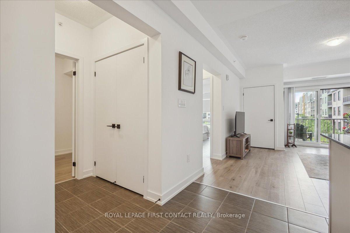 Photo 9 of Unit 213, 4 Spice Way, Barrie, Innis-Shore — HOMEH