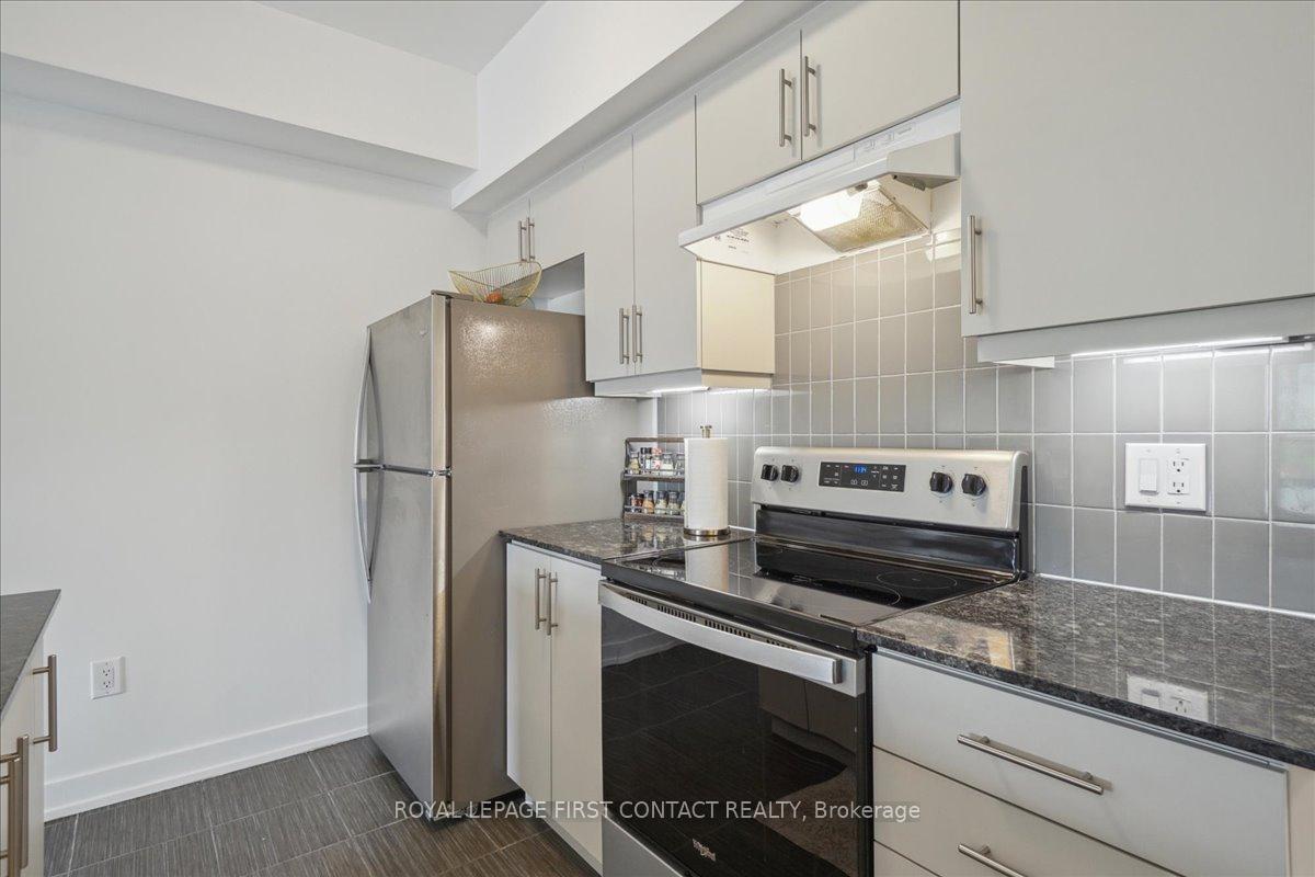 Photo 13 of Unit 213, 4 Spice Way, Barrie, Innis-Shore — HOMEH