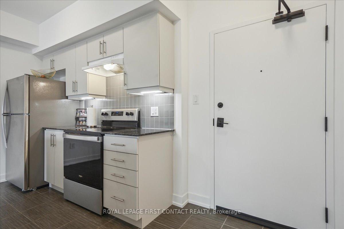 Photo 16 of Unit 213, 4 Spice Way, Barrie, Innis-Shore — HOMEH