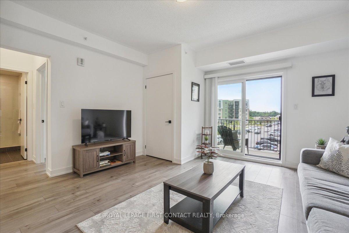 Photo 23 of Unit 213, 4 Spice Way, Barrie, Innis-Shore — HOMEH