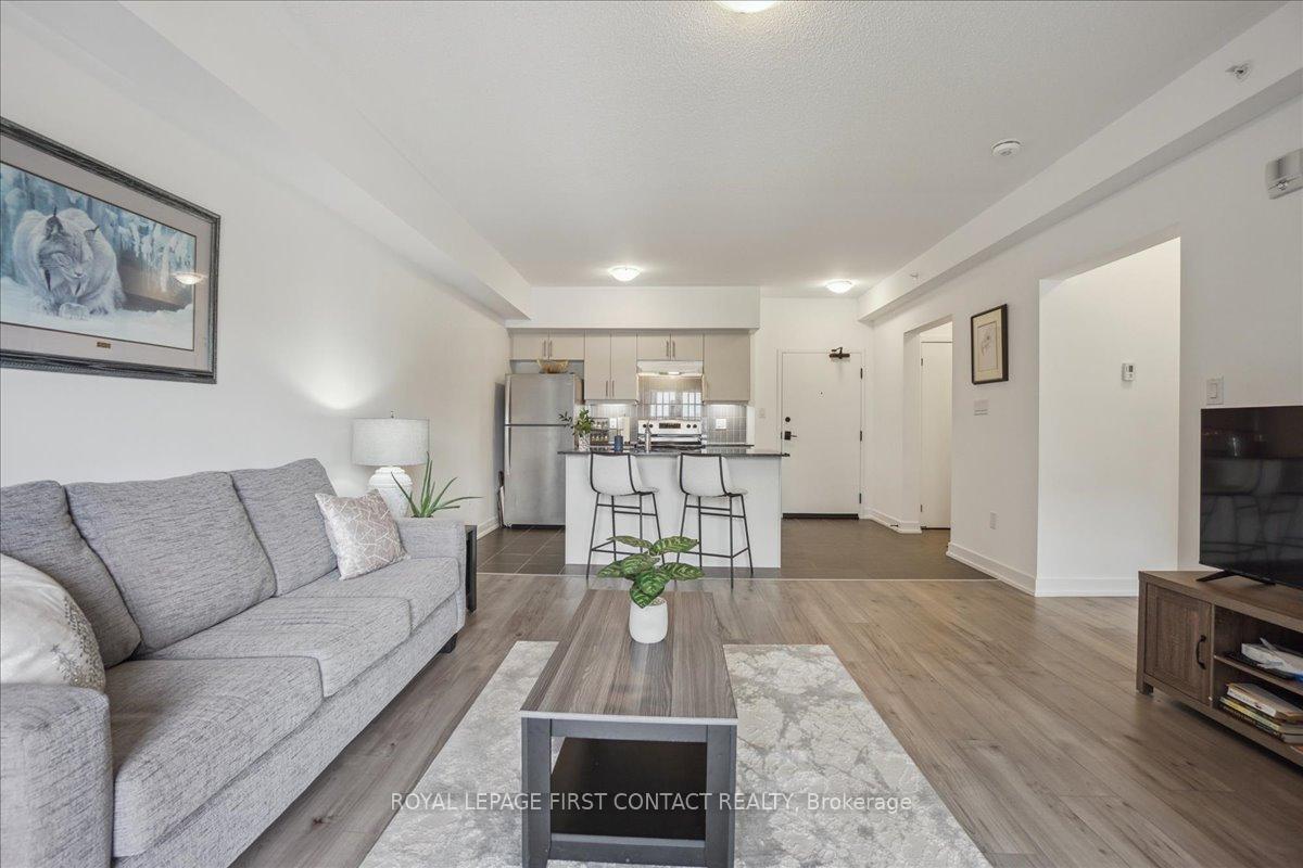 Photo 25 of Unit 213, 4 Spice Way, Barrie, Innis-Shore — HOMEH