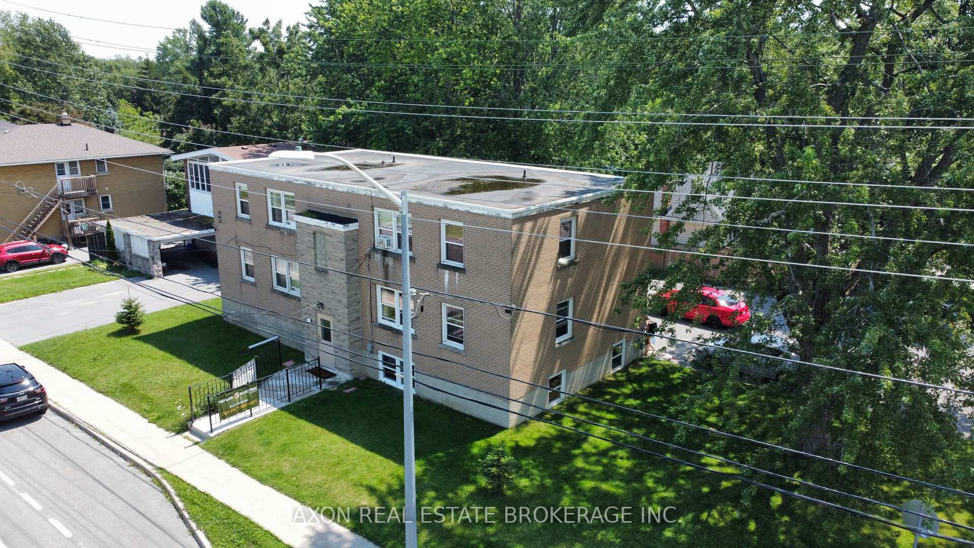 Photo 4 of 1028 Johnson Street, Kingston, Central City West — HOMEH
