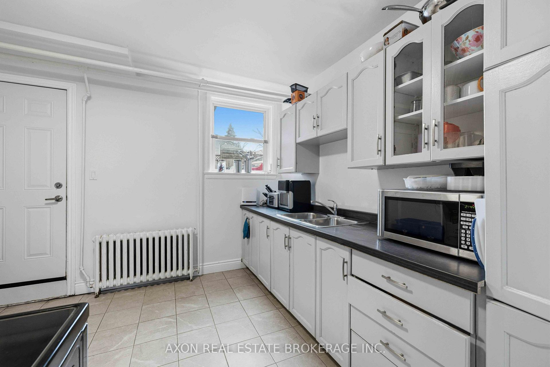 Photo 15 of 1028 Johnson Street, Kingston, Central City West — HOMEH