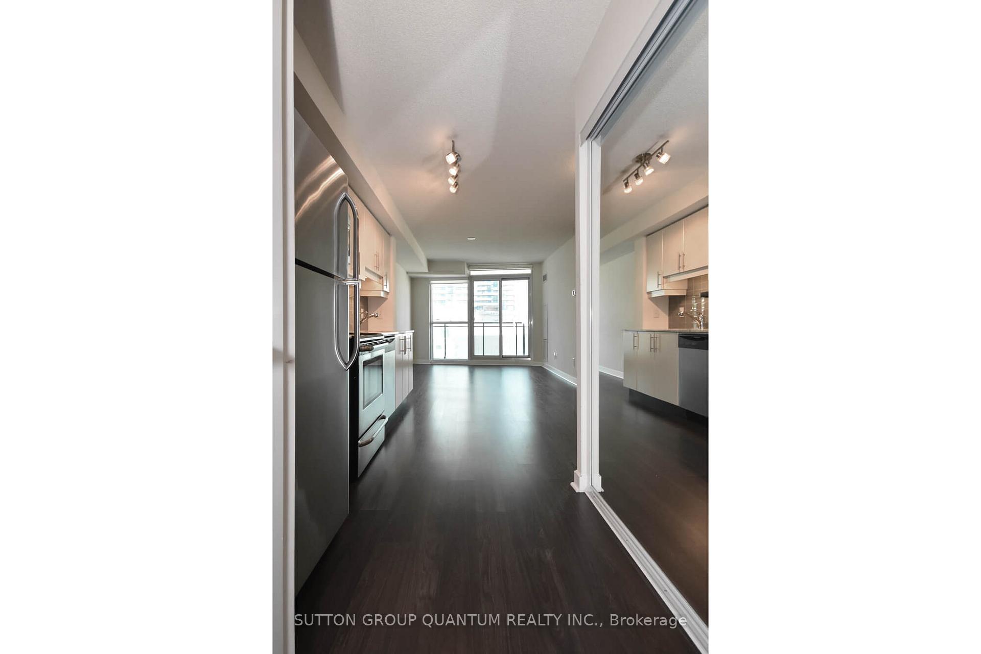 Photo 2 of Unit 902, 33 Bay Street, Toronto, Waterfront Communities — HOMEH