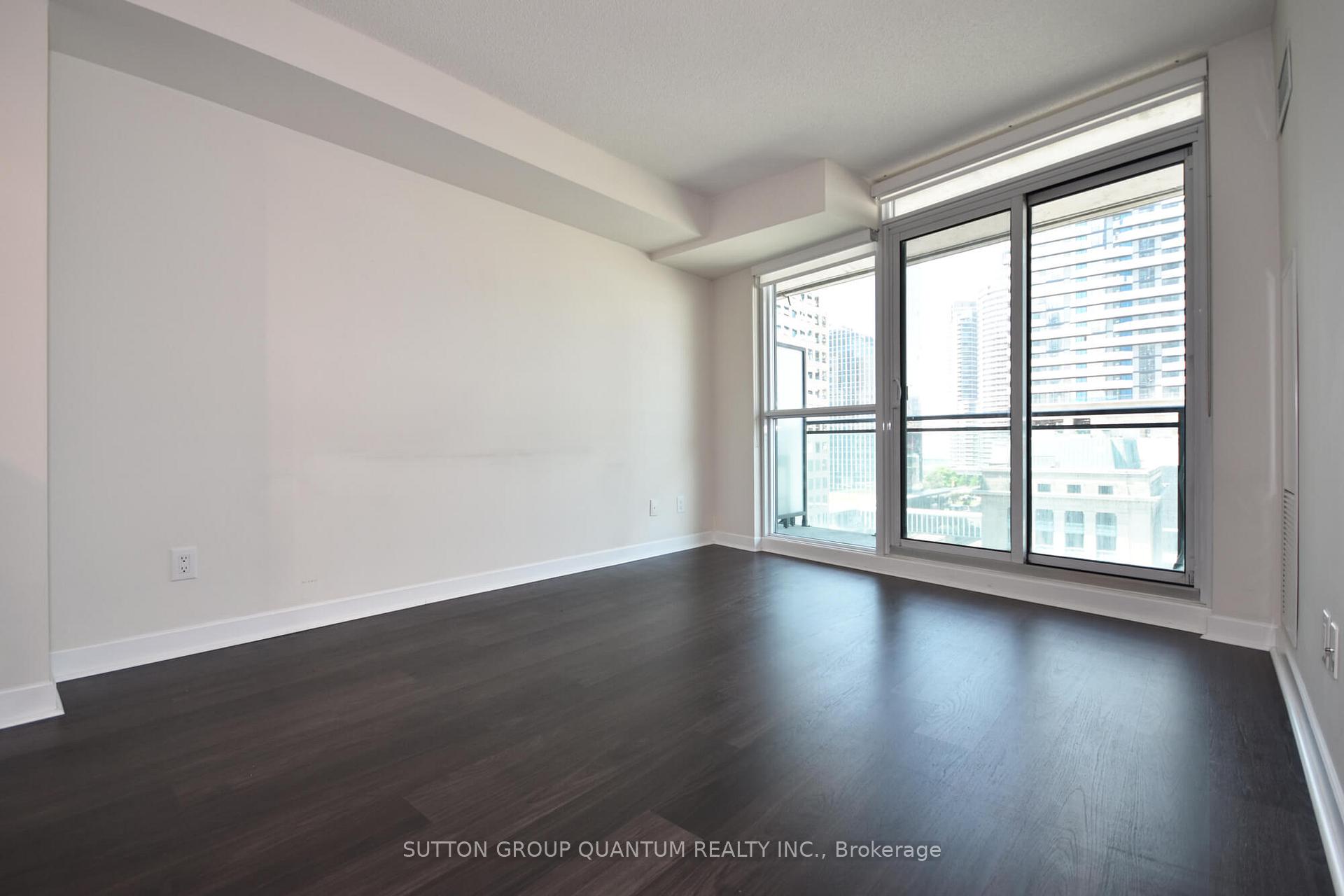 Photo 5 of Unit 902, 33 Bay Street, Toronto, Waterfront Communities — HOMEH
