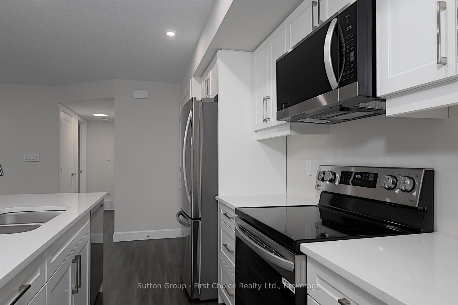 Photo 7 of Unit Unit 37, 3202 Vivian Line, Stratford — HOMEH