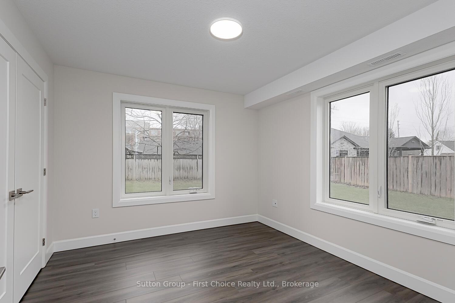 Photo 13 of Unit Unit 37, 3202 Vivian Line, Stratford — HOMEH