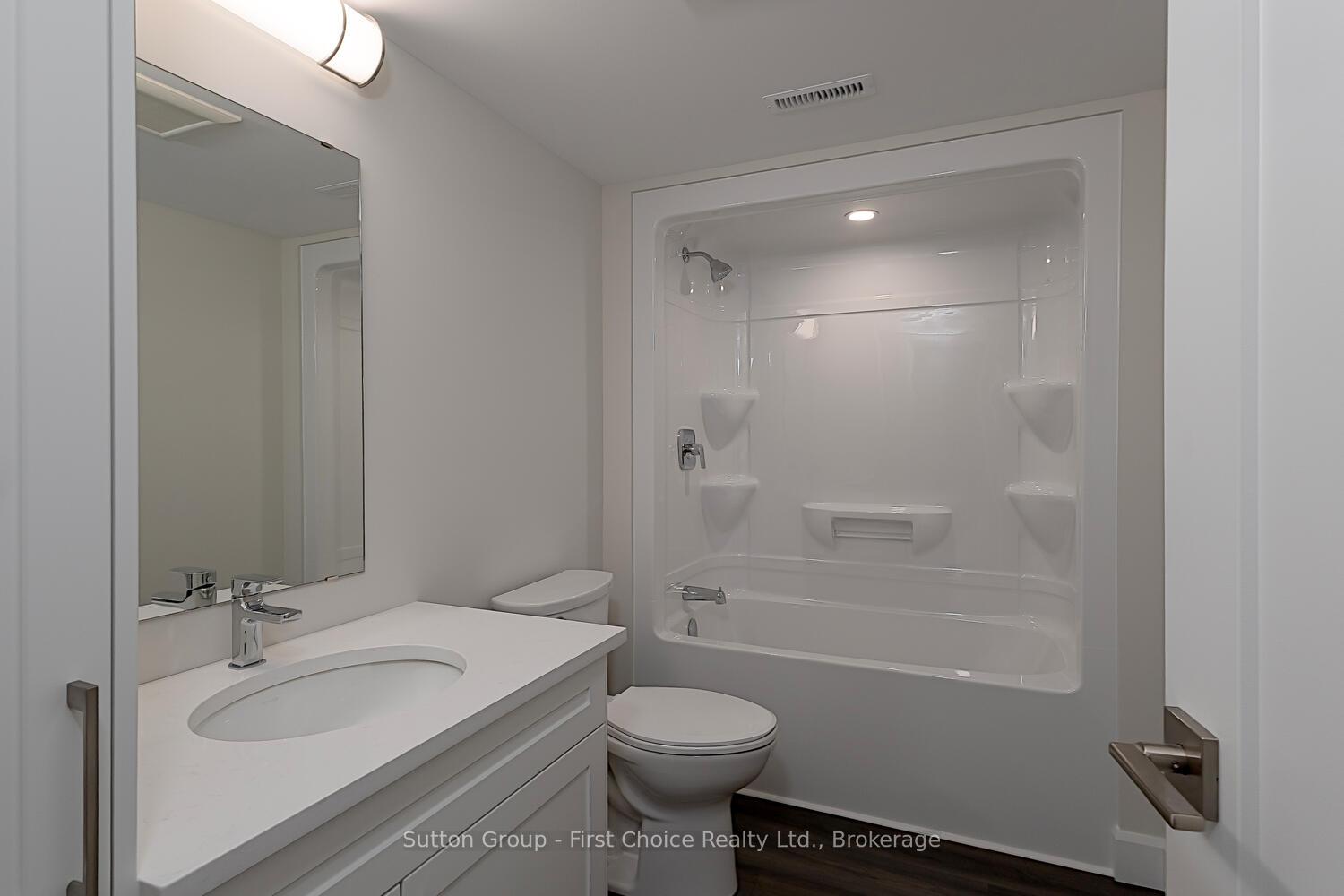 Photo 14 of Unit Unit 37, 3202 Vivian Line, Stratford — HOMEH