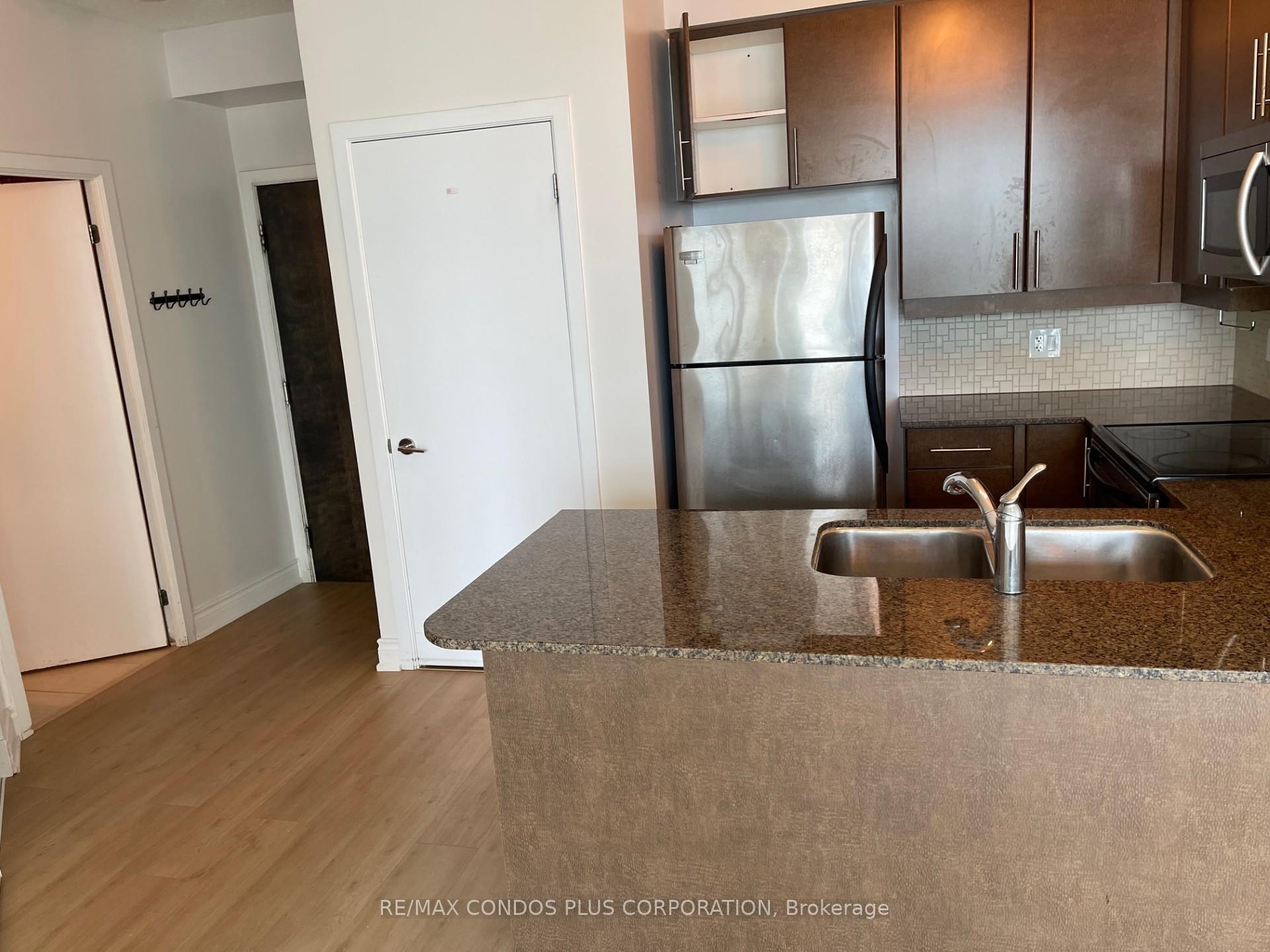 Photo 6 of Unit 2508, 18 Harbour Street, Toronto, Waterfront Communities — HOMEH