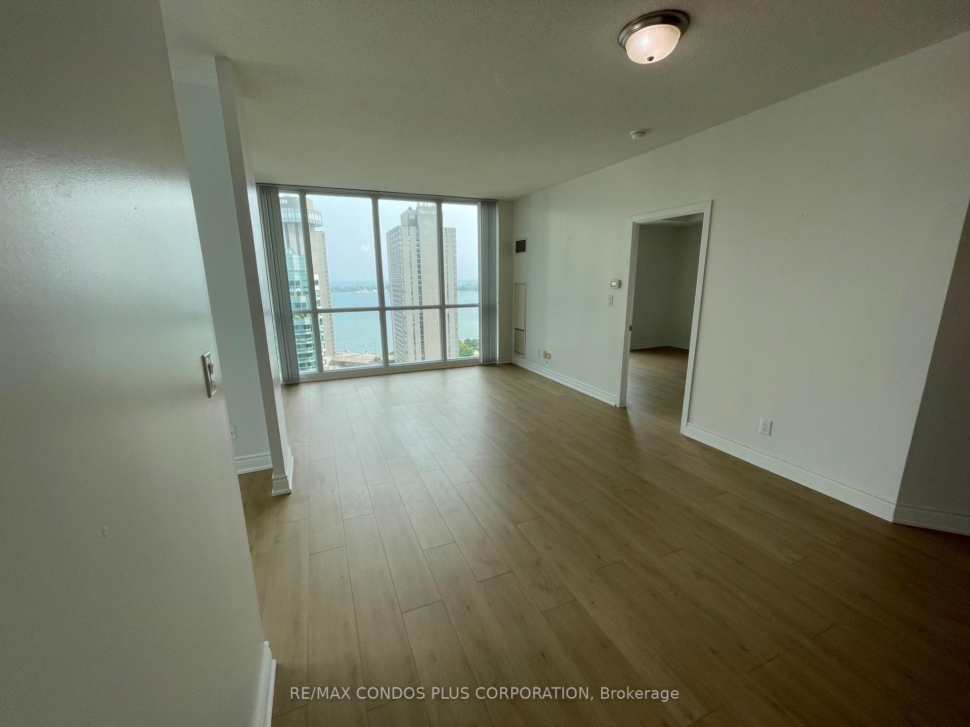 Photo 8 of Unit 2508, 18 Harbour Street, Toronto, Waterfront Communities — HOMEH